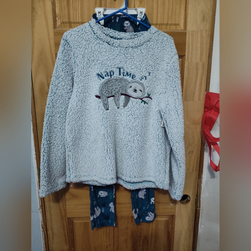 Sloth pj's set NWT